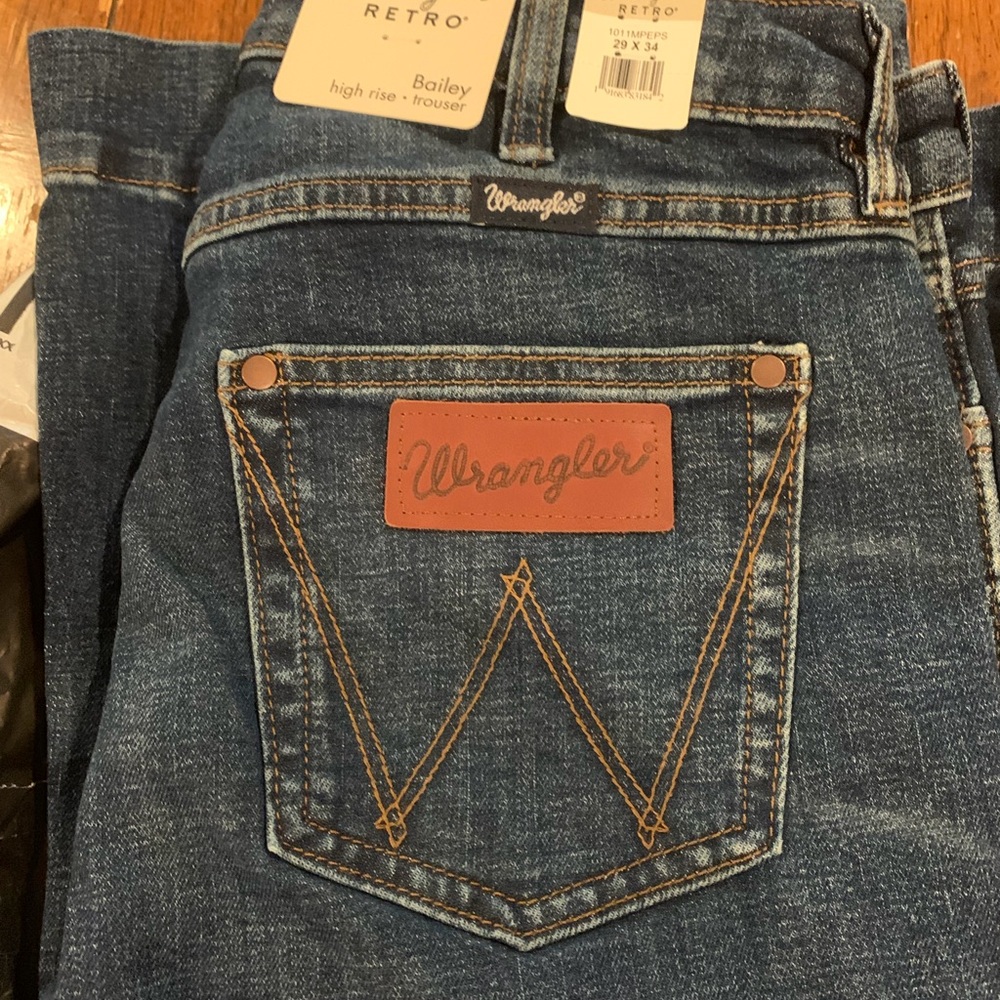 Wrangler Retro High Rise Blue Jeans